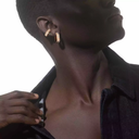 Mono boucle d'oreille Moderniste pavée, moyen modèle